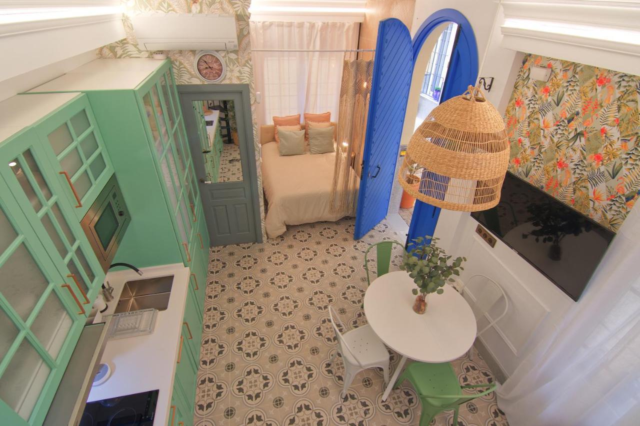Mara'S Apartments Torremolinos La Mar - Beachfront Tiny House - Bajondillo מראה חיצוני תמונה
