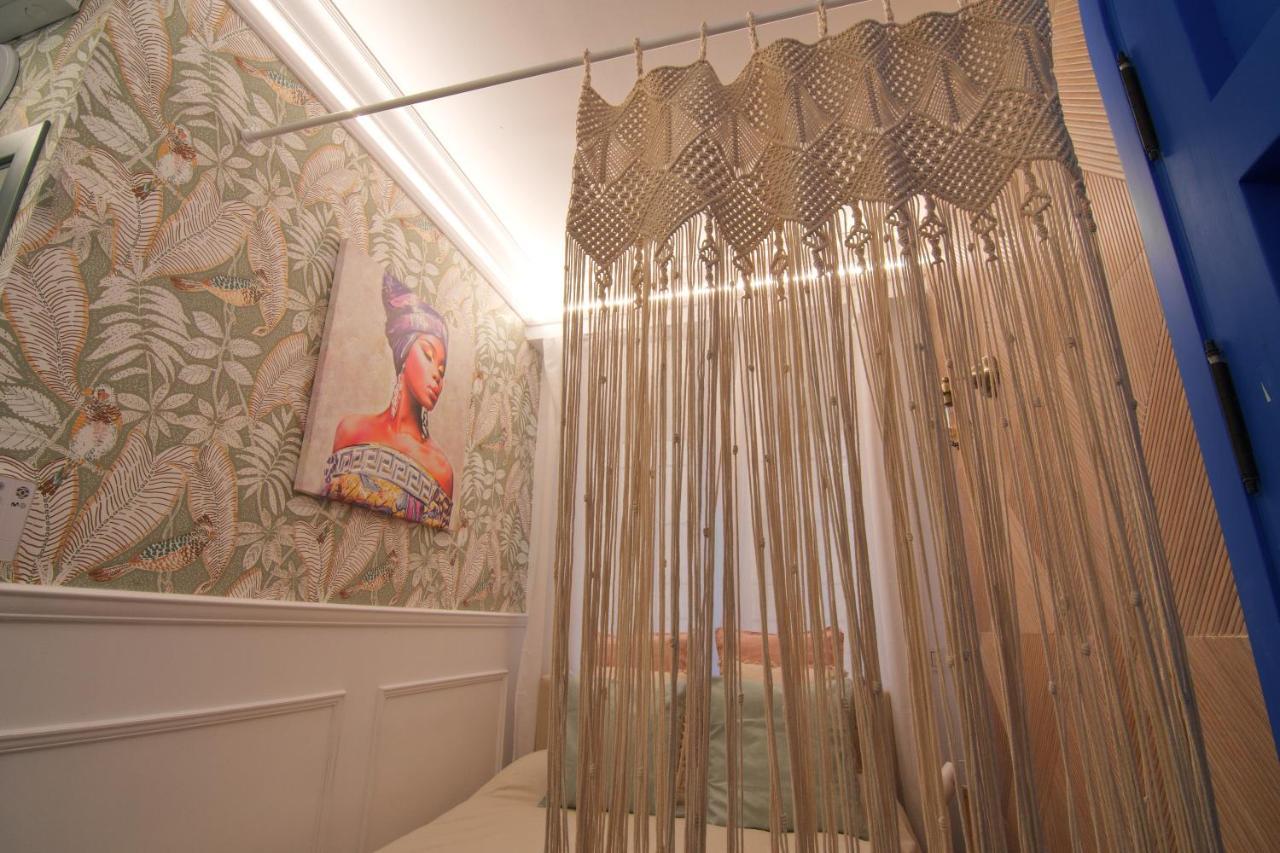 Mara'S Apartments Torremolinos La Mar - Beachfront Tiny House - Bajondillo מראה חיצוני תמונה