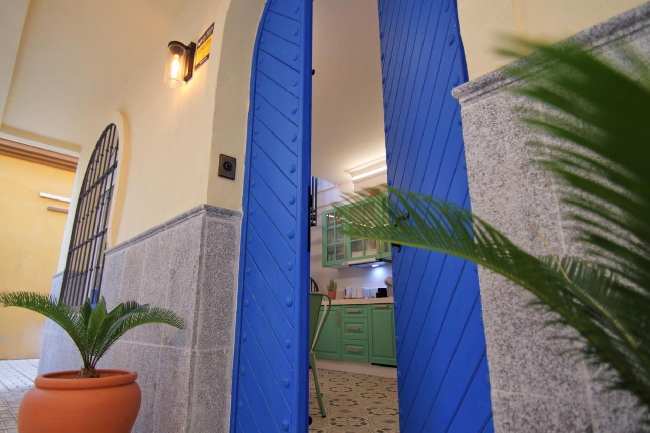 Mara'S Apartments Torremolinos La Mar - Beachfront Tiny House - Bajondillo מראה חיצוני תמונה