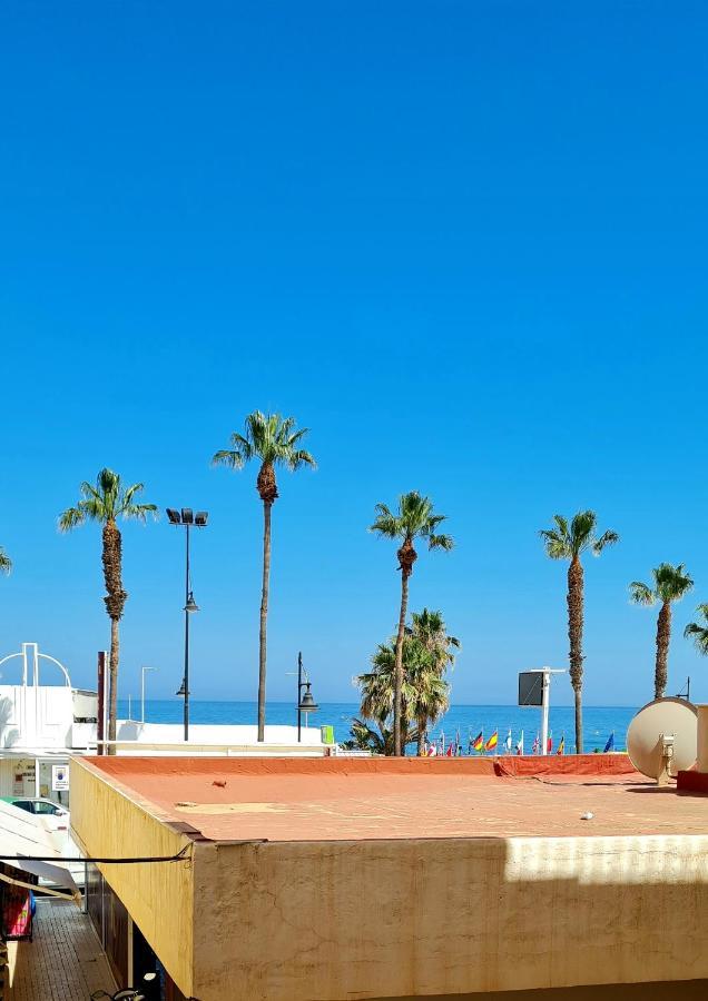 Mara'S Apartments Torremolinos La Mar - Beachfront Tiny House - Bajondillo מראה חיצוני תמונה